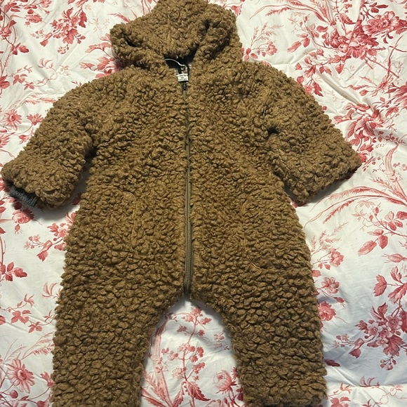 Baby bear coat - Picture 2 of 3